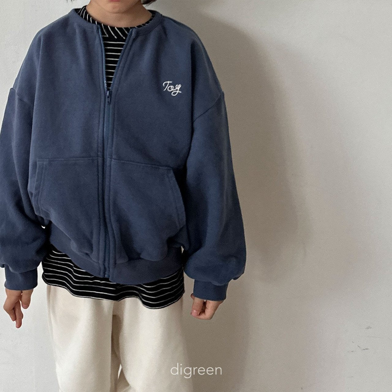 《即納》Toy Zip-up
