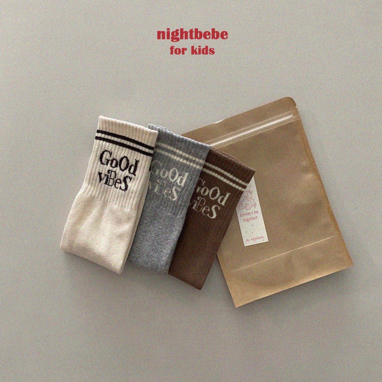 《即納》Vibe Knee Socks