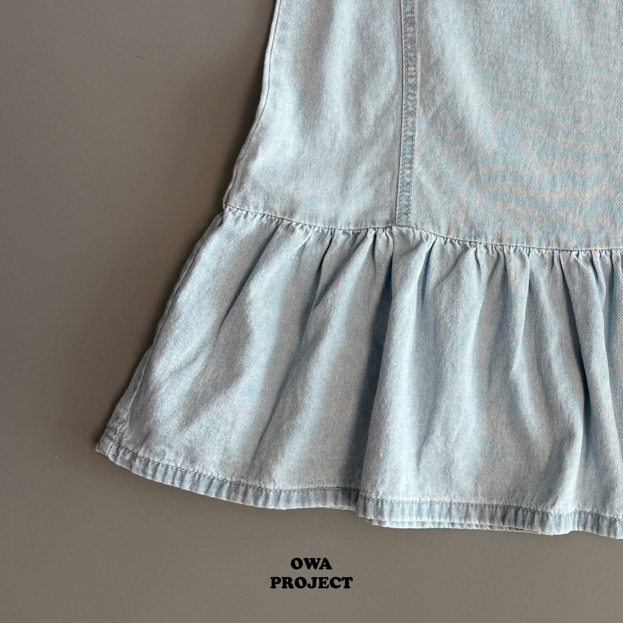 《予約》Slit Denim Dress / OWA PROJECT