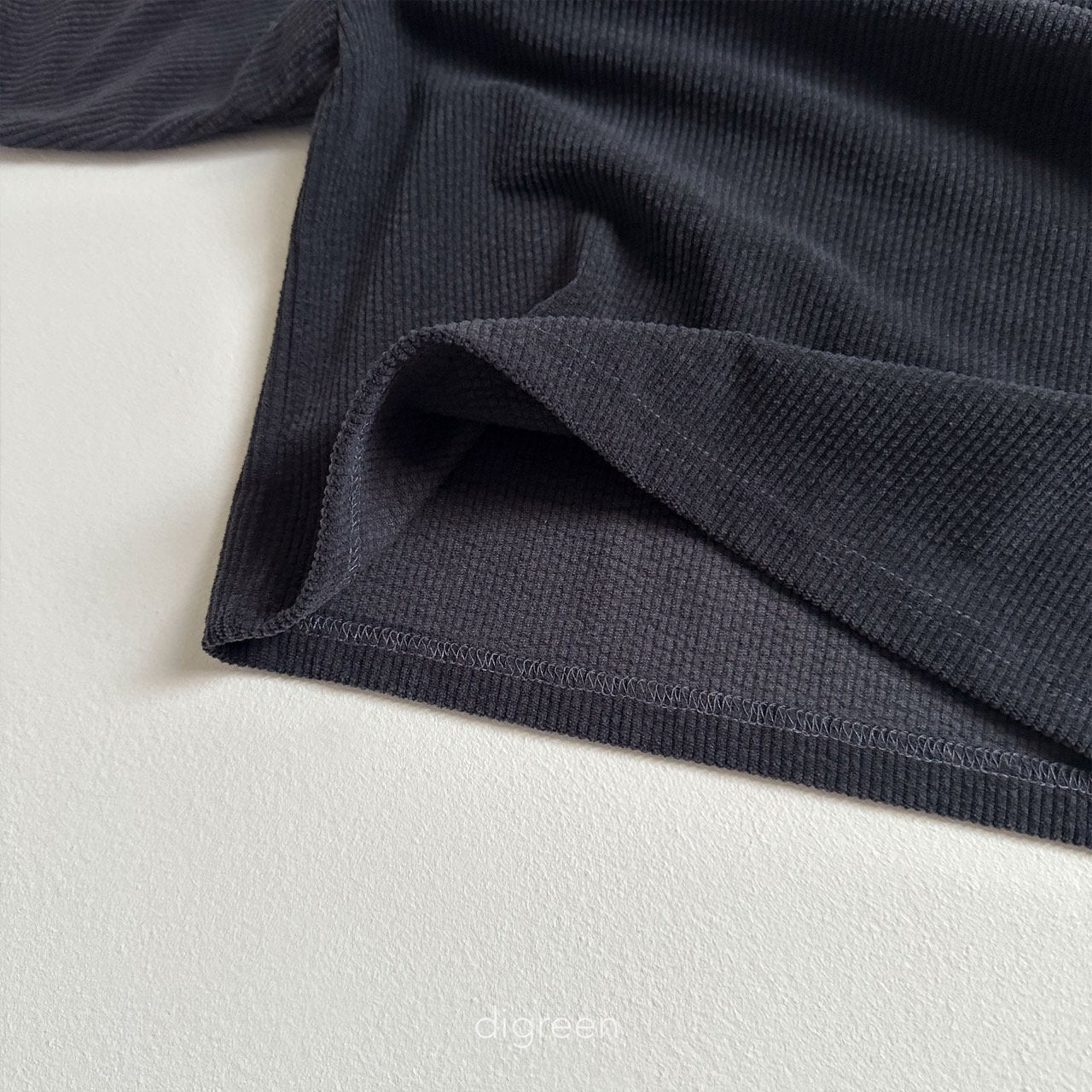 《M size last 1点》Something thermal Tee