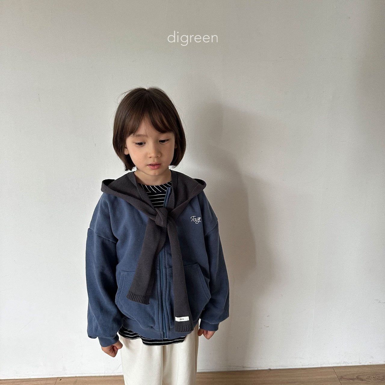 《即納》Toy Zip-up
