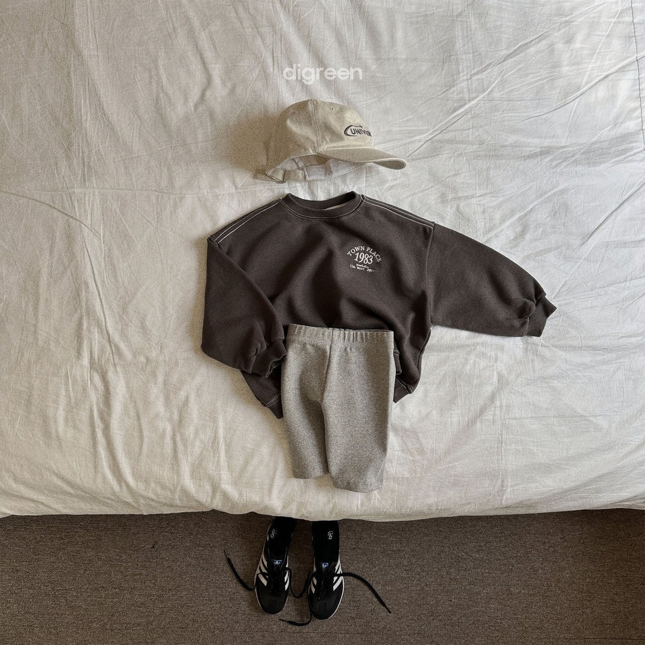 《black last XXL size 1点》Bong bong half Leggings