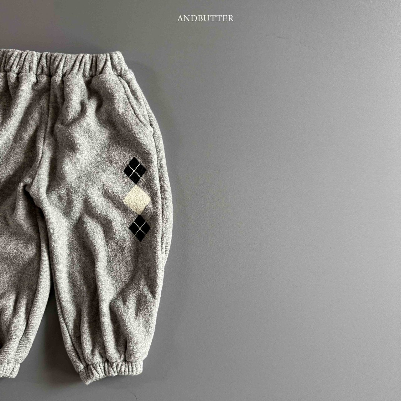《予約》Argyle Terry Jogger Pants / andbutter