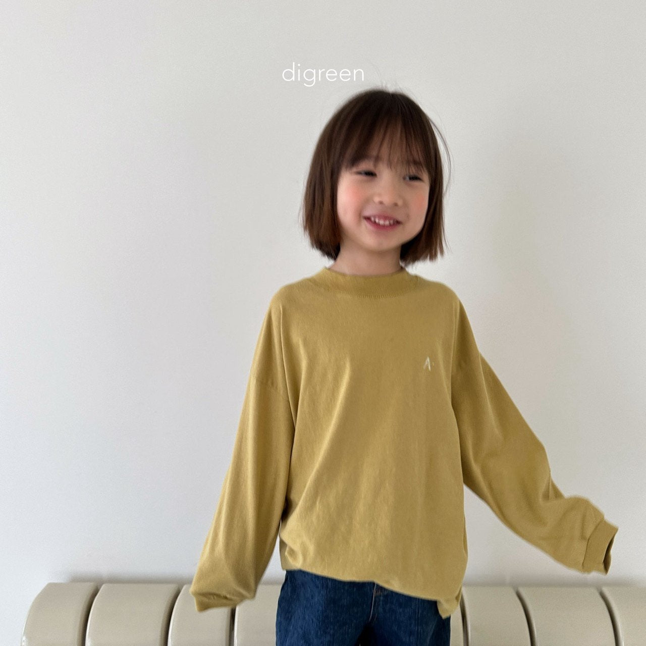 《XXL size last 1 》A Half Neck Tee