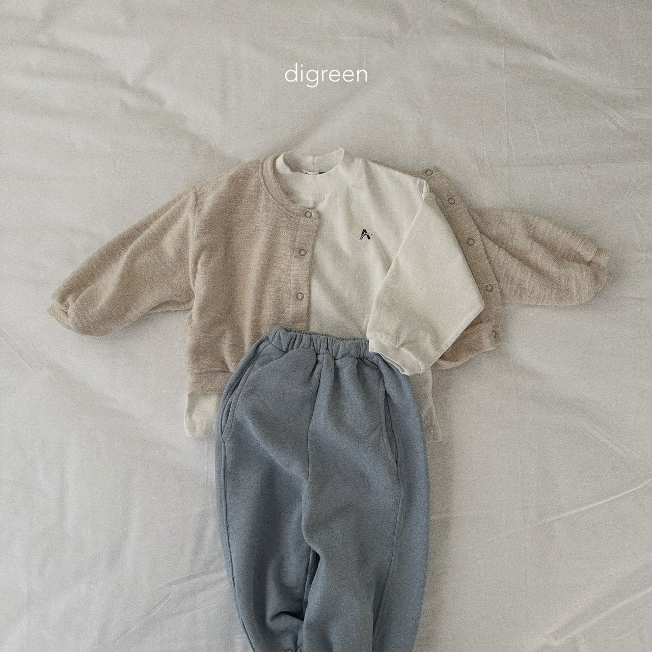 《XXL size last 1 》A Half Neck Tee