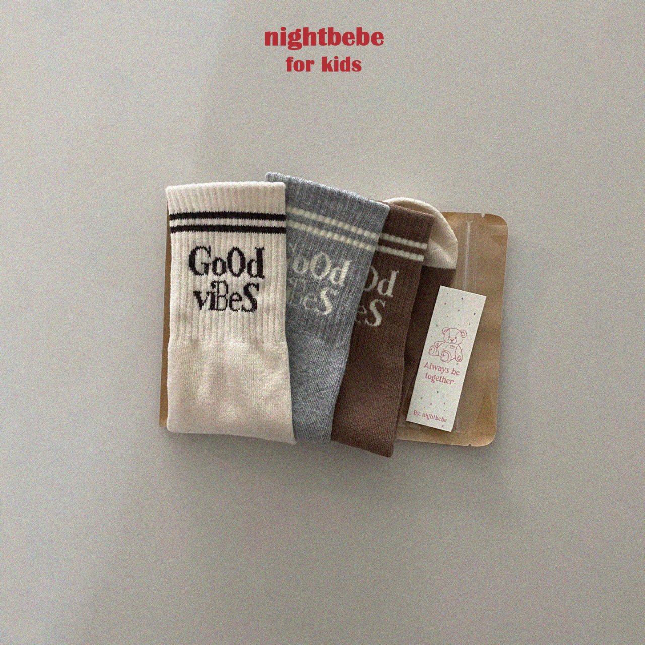 《即納》Vibe Knee Socks