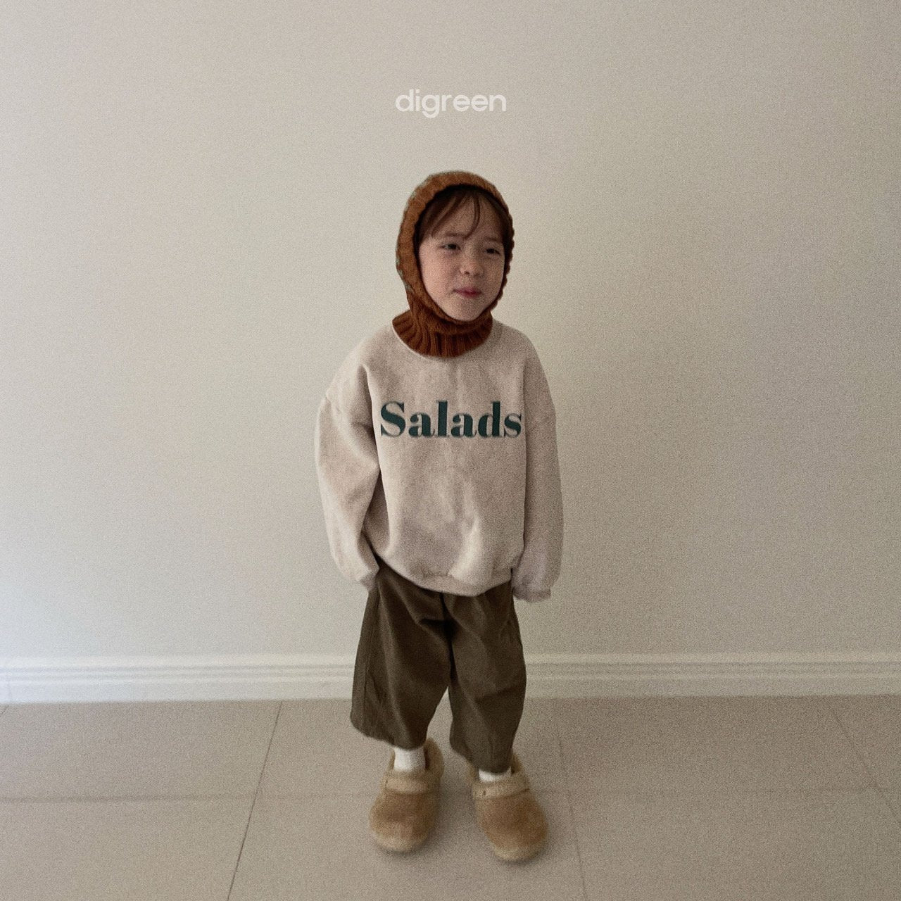 《khaki S size》Dang guri pants