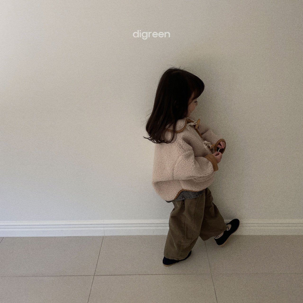 《khaki S size》Dang guri pants
