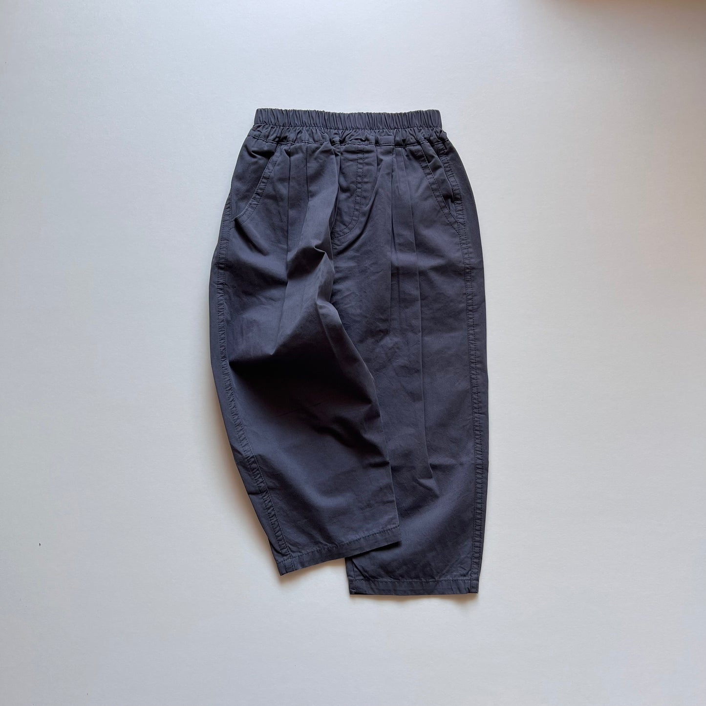 《beige 90 size》 Easy tuck pants
