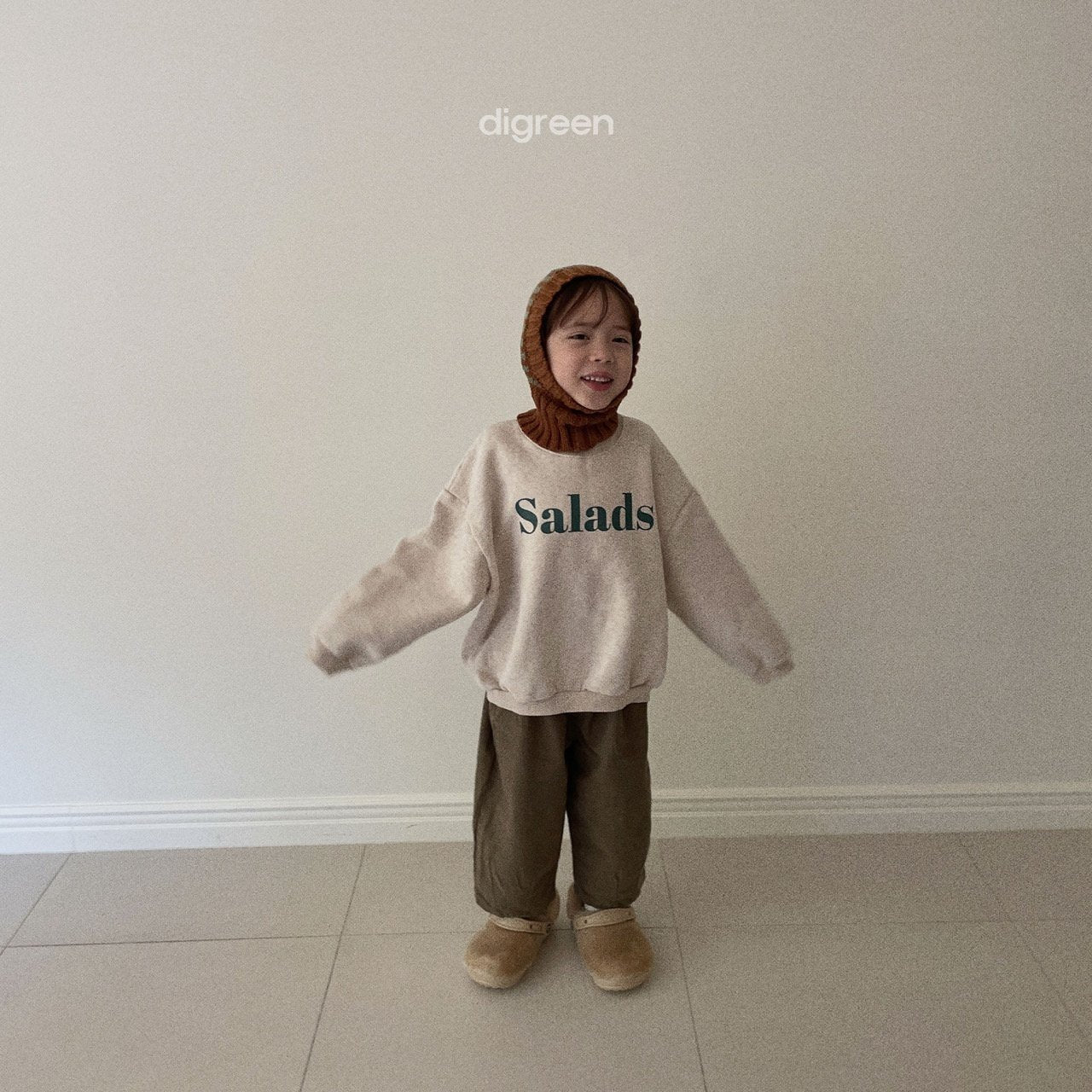 《khaki S size》Dang guri pants