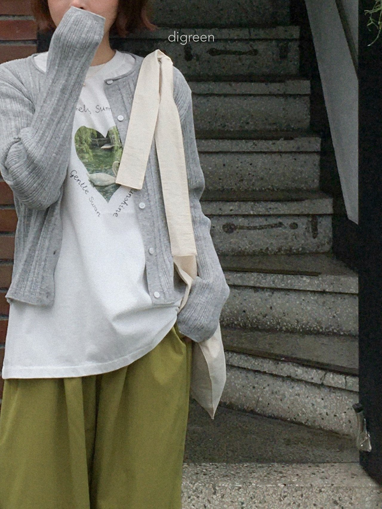 《予約》Pure Swan Tee / digreen (mom)