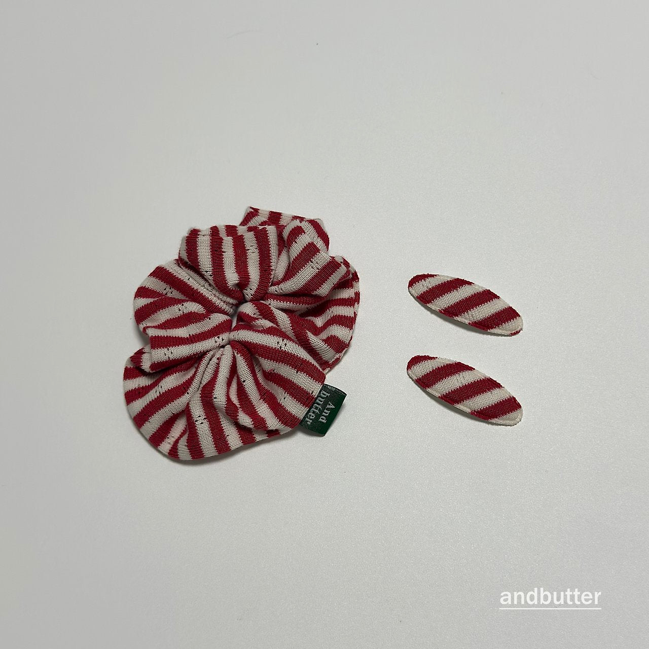 《予約》Tommy Stripe Scrunchie / ANDBUTTER