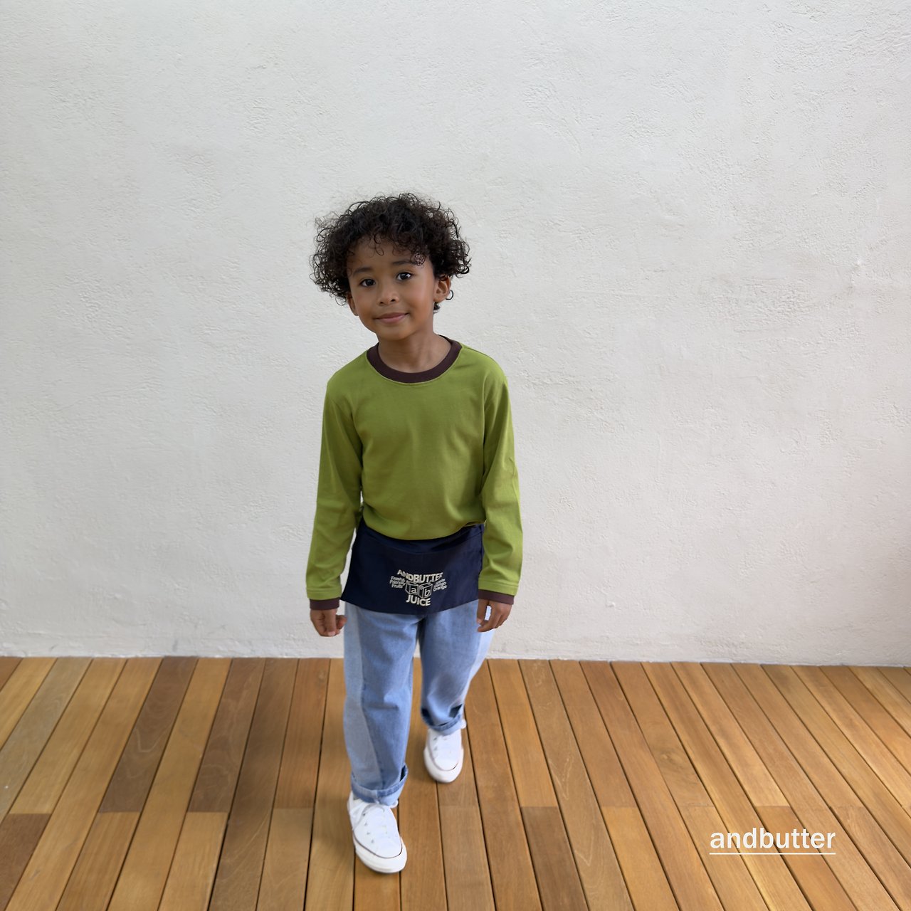 《予約》Curved  Denim Pants / ANDBUTTER