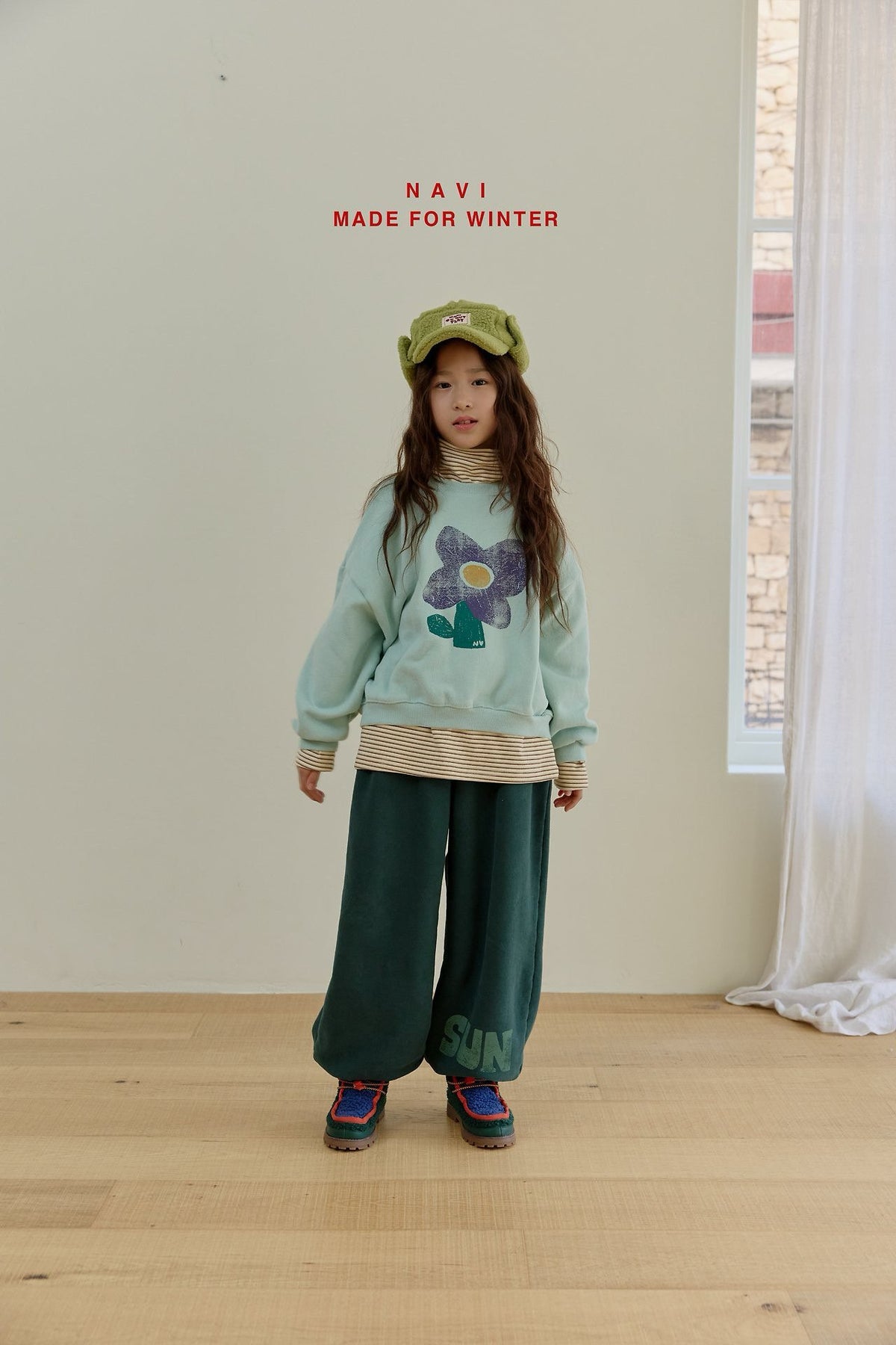 《予約》Dear Crop Sweatshirt / NAVI
