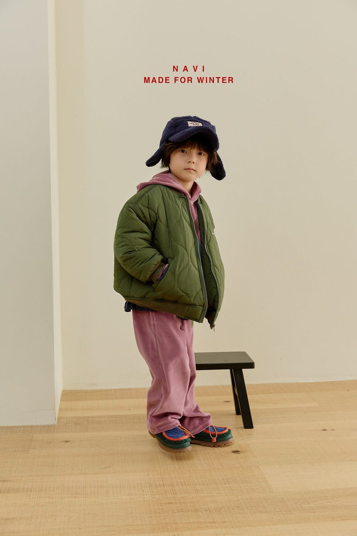 《予約》Butterfly Velour Pants / NAVI
