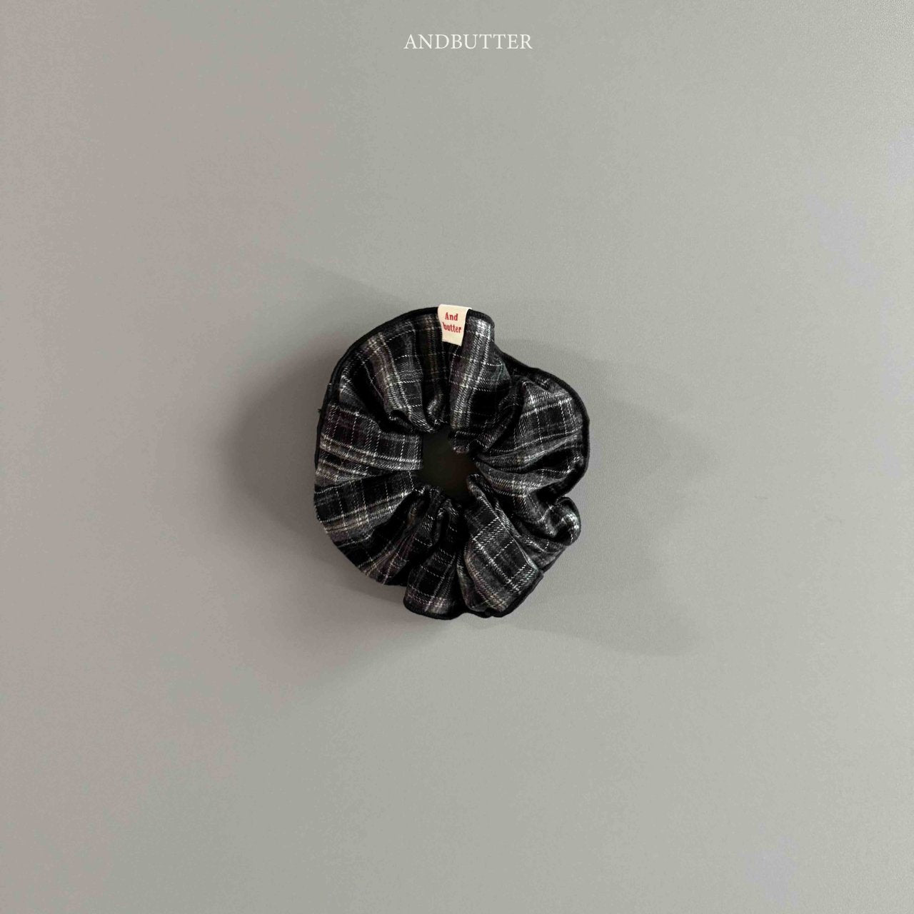 《予約》Soft Check Scrunchies / andbutter