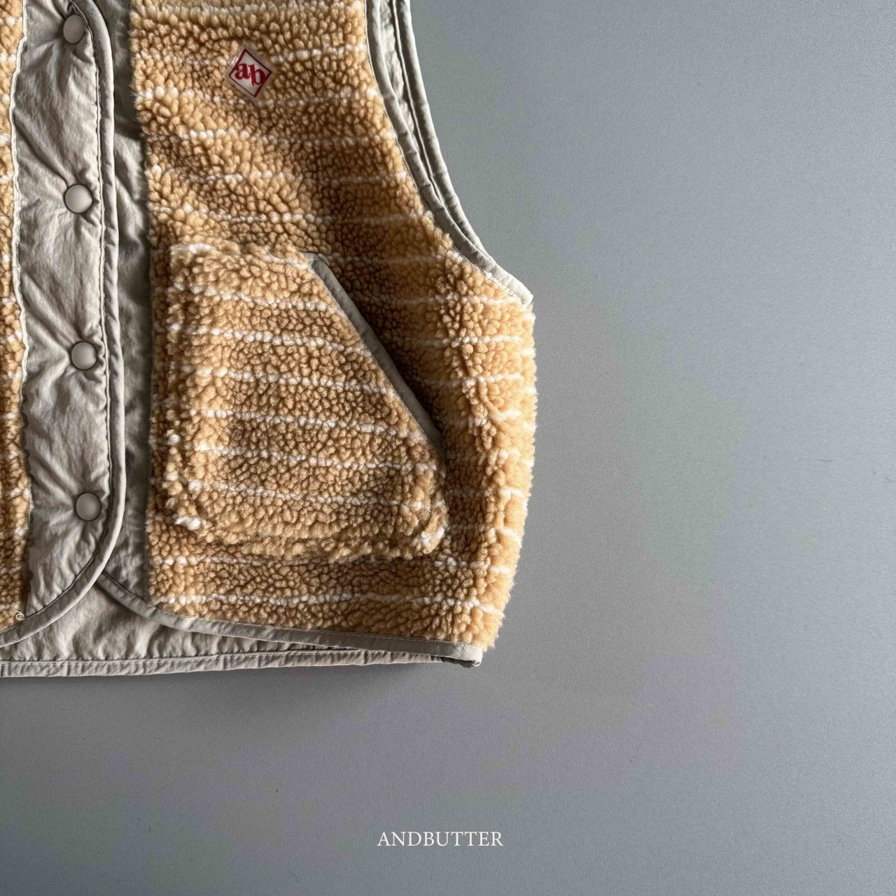 《予約》Reversible ST Dumble Vest / andbutter