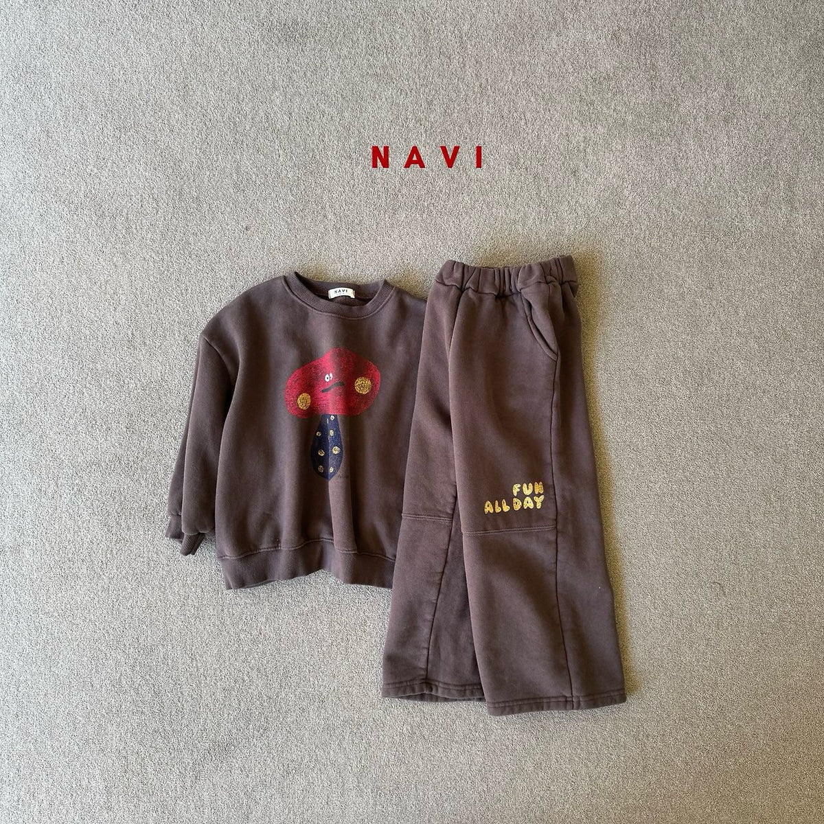 《予約》Songi Sweat / NAVI