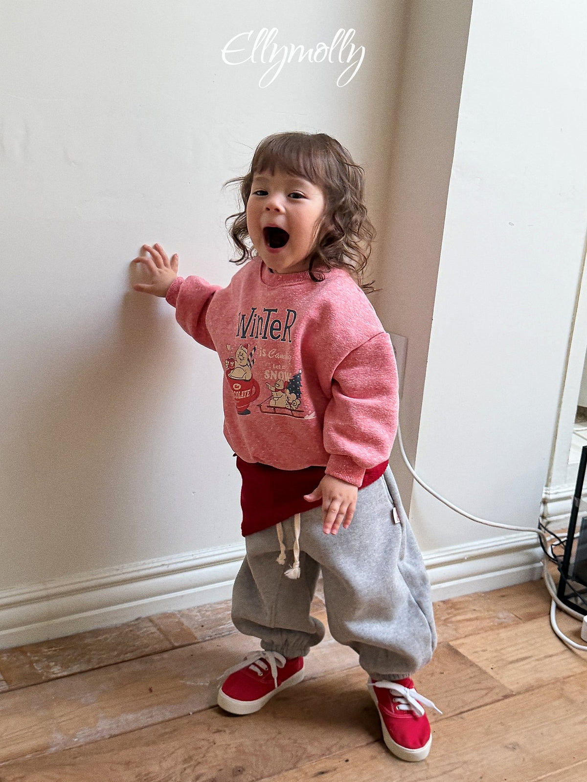 《予約》Winter Snow Sweatshirt / ELLY MOLLY