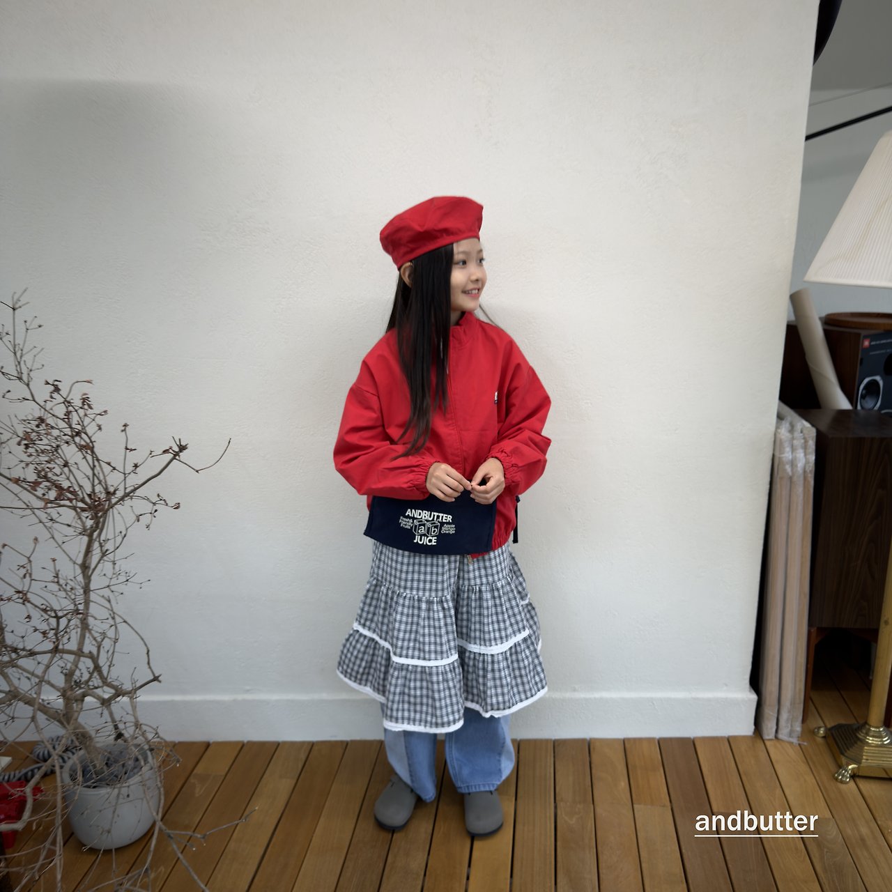 《予約》Curved  Denim Pants / ANDBUTTER