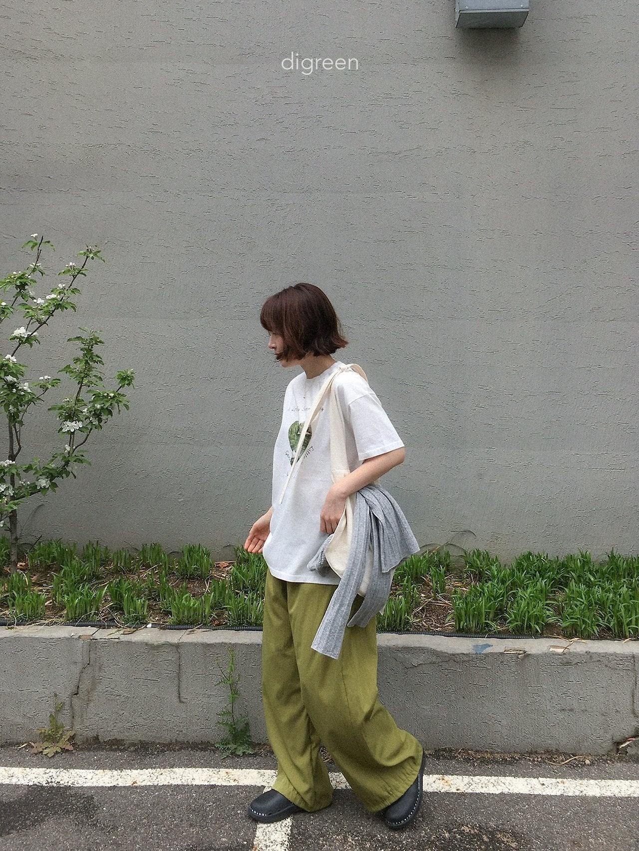 《予約》Pure Swan Tee / digreen (mom)