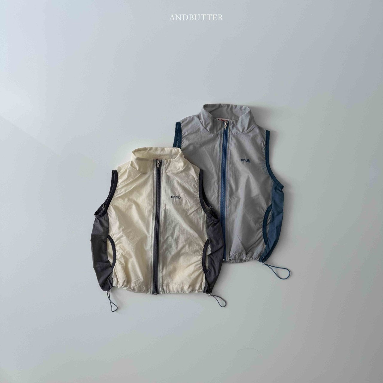 《予約》Mountain Vest / andbutter
