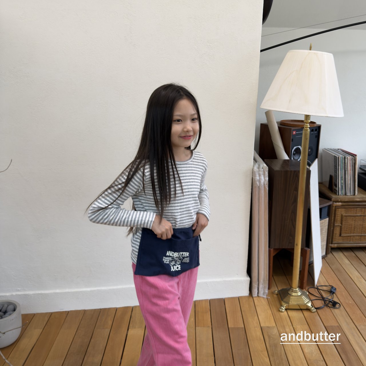 《予約》Tommy Point T-Shirt / ANDBUTTER