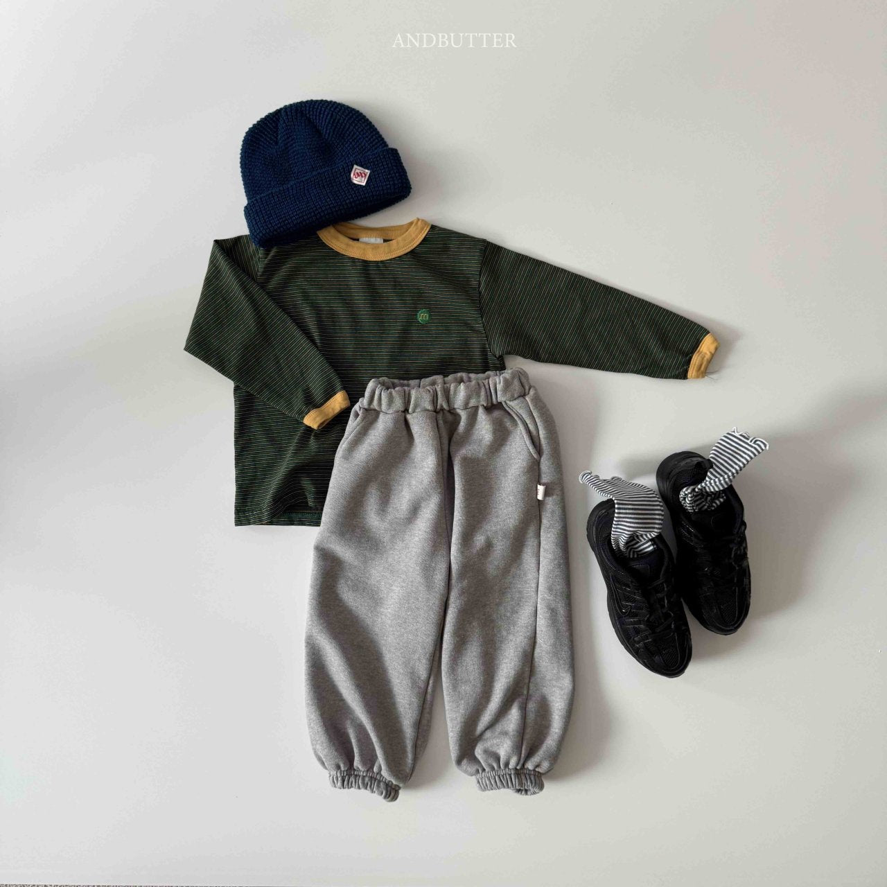 《予約》Pocket Jogger Pants / andbutter