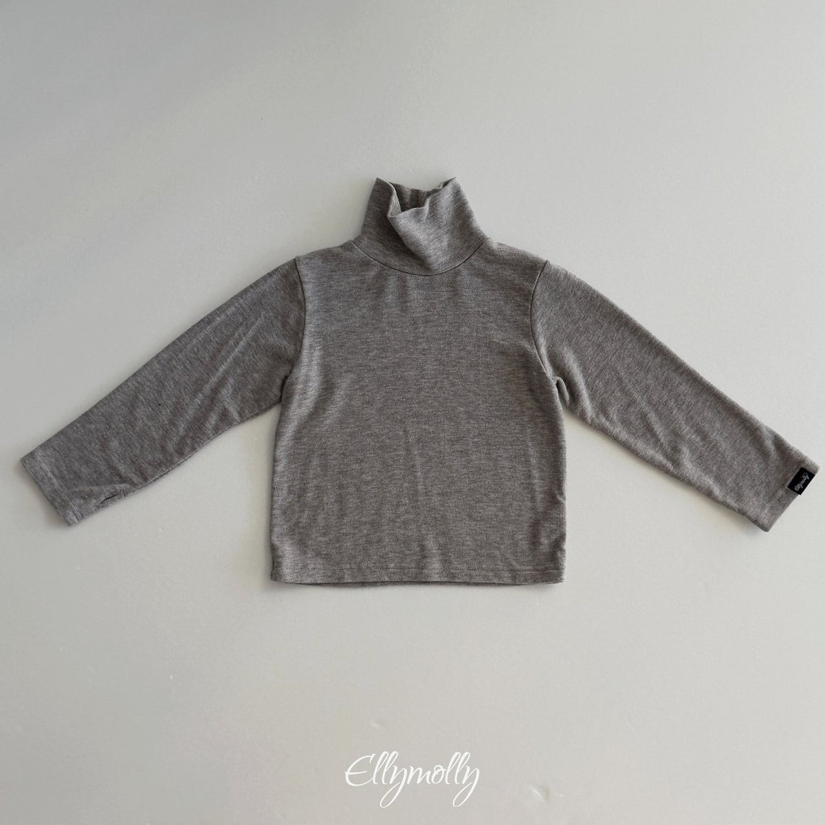 《予約》Snow Warmer Pullover / ELLY MOLLY