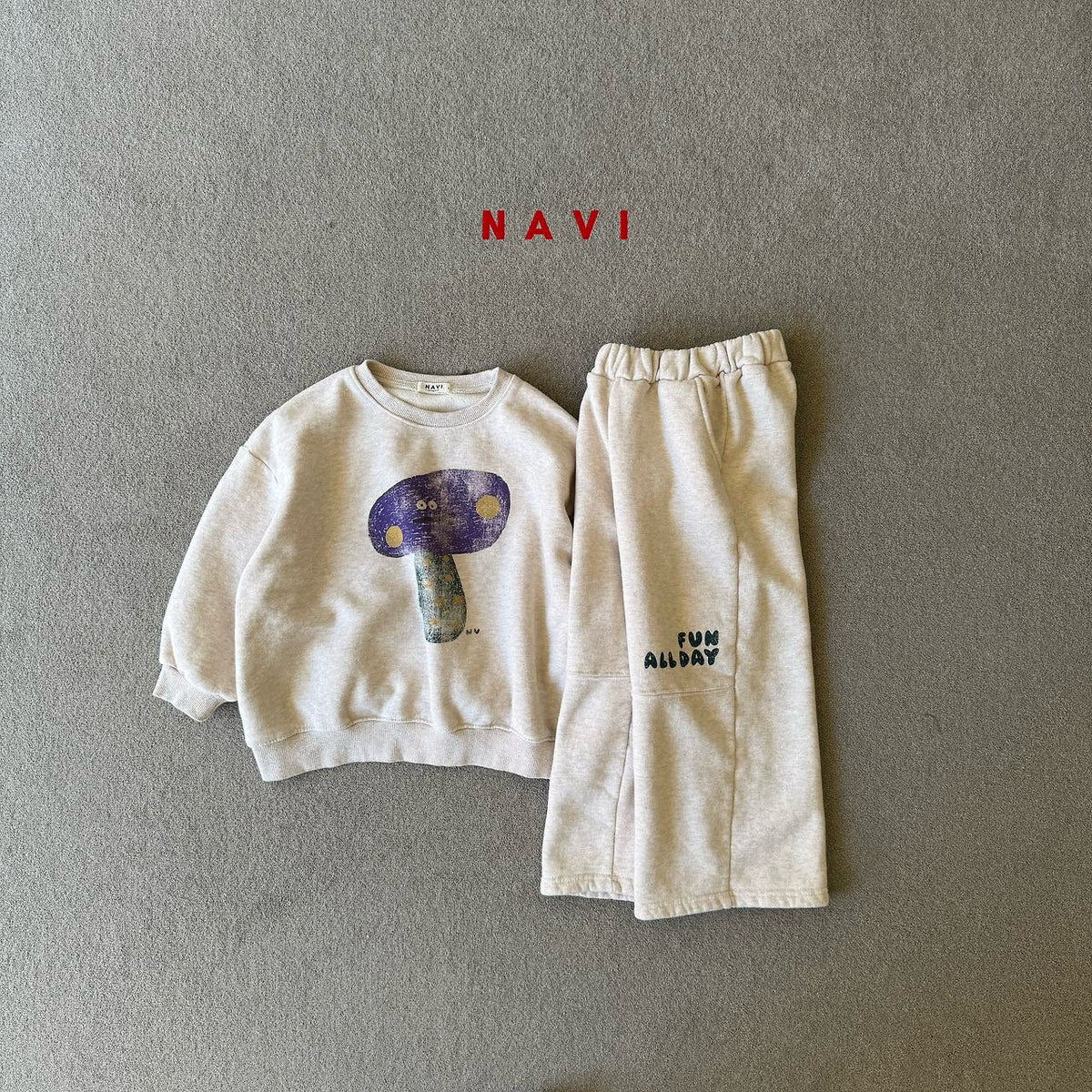 《予約》Songi Sweat / NAVI