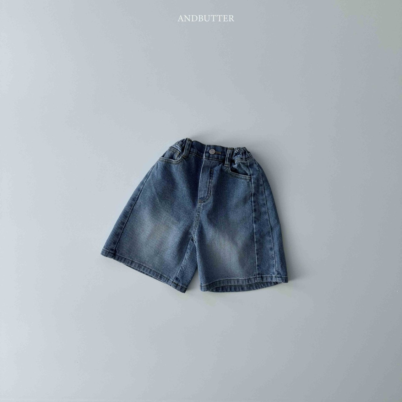 《予約》Line Bermuda Denim / andbutter