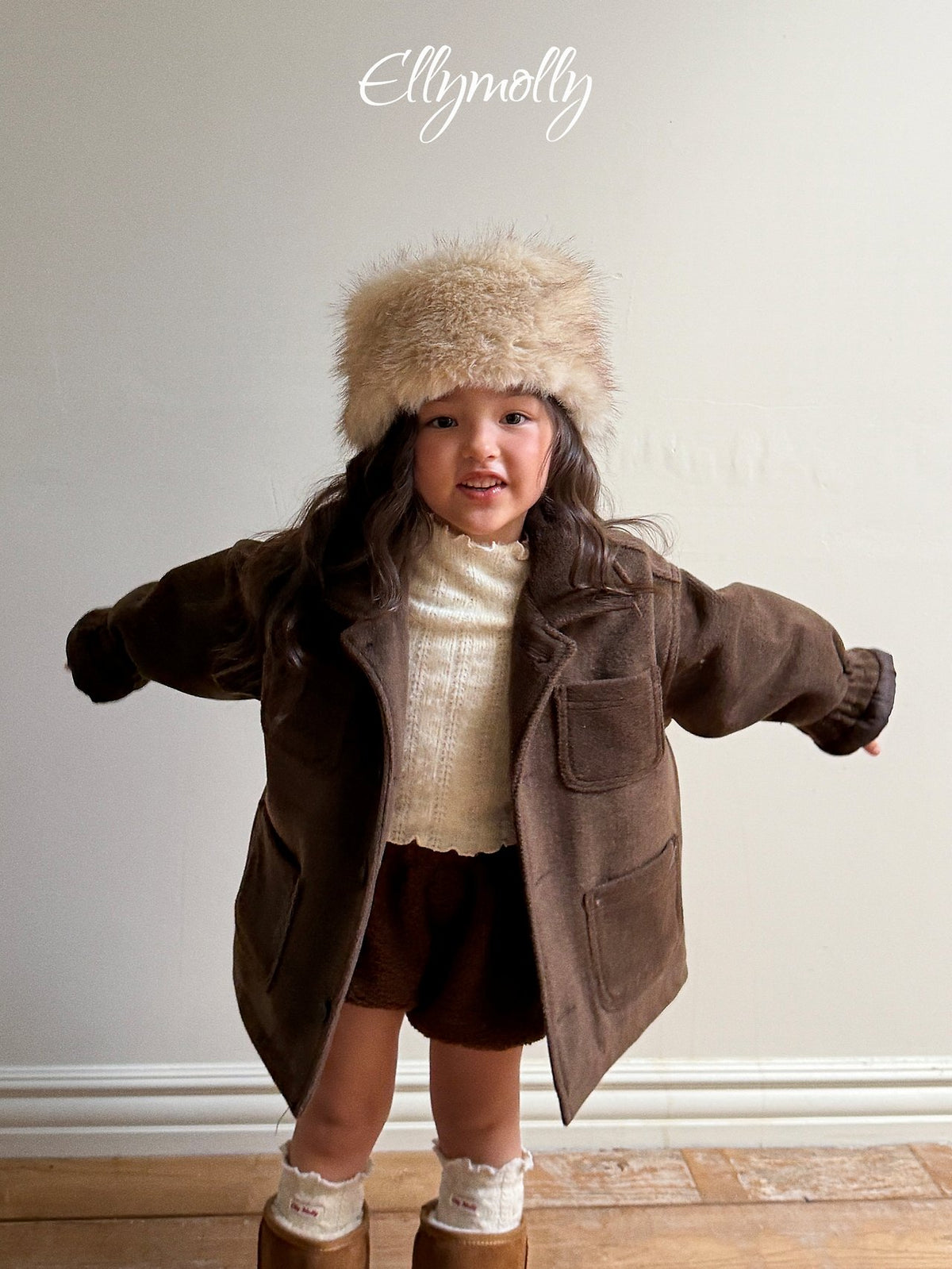 《予約》 Fluffy Wool Coat / ELLY MOLLY