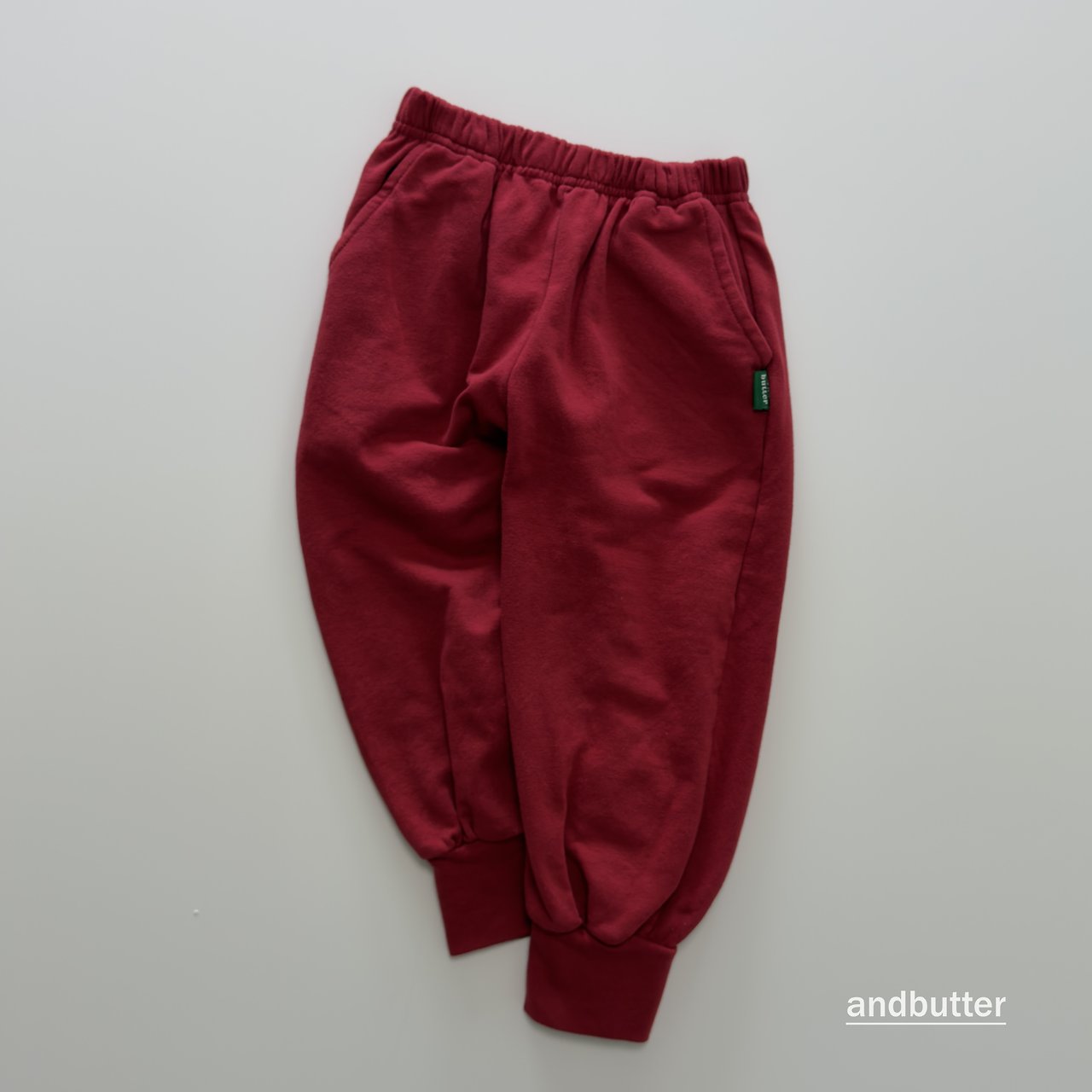 《予約》Rib Jogger Pants / ANDBUTTER