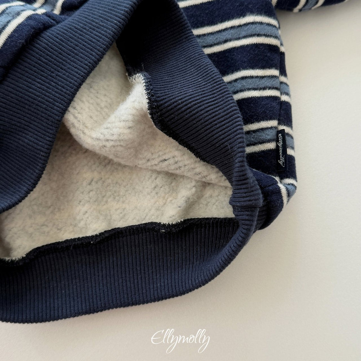 《予約》Jelly E Mark Sweatshirt / ELLY MOLLY