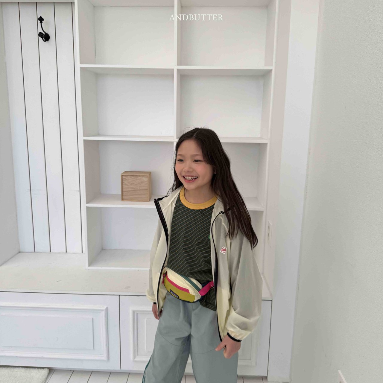 《予約》Light Wind Hoodie / andbutter