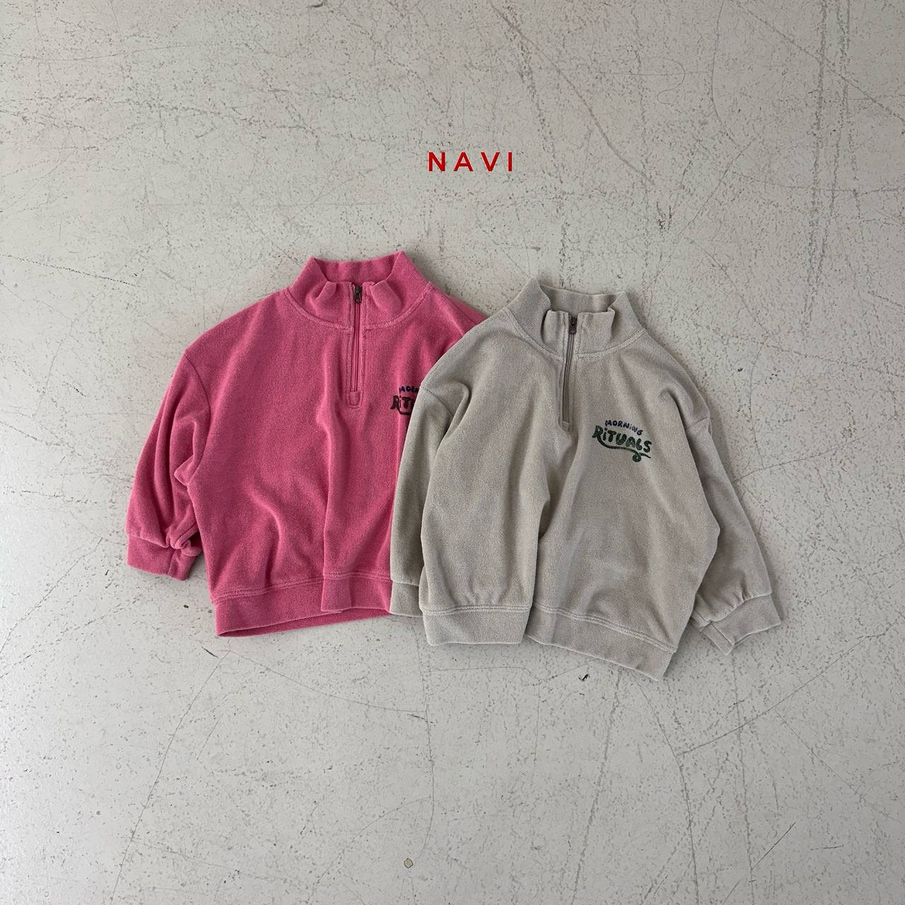 《予約》Morning Half-Zip / navi.
