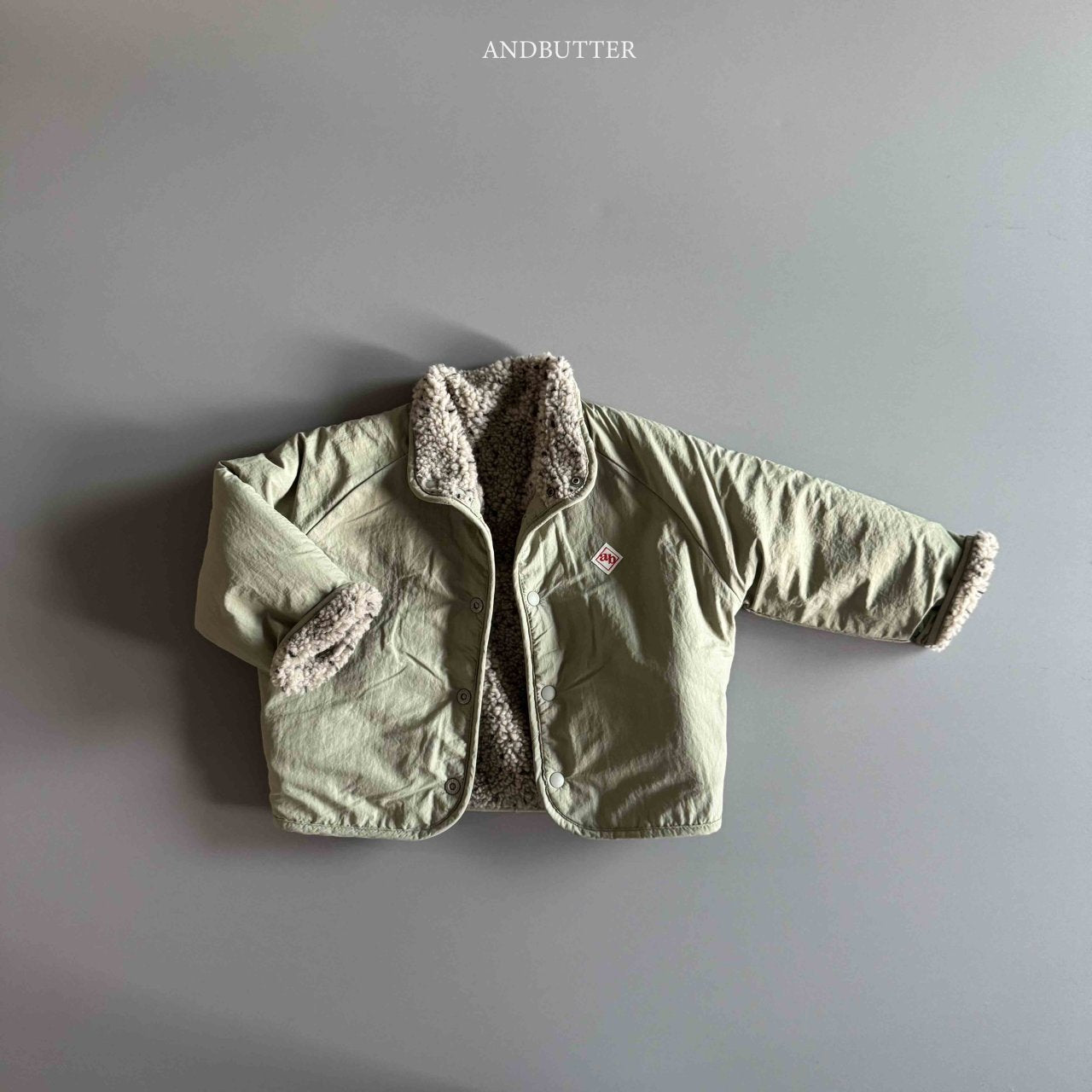 《予約》Neff Reversible Jumper / andbutter