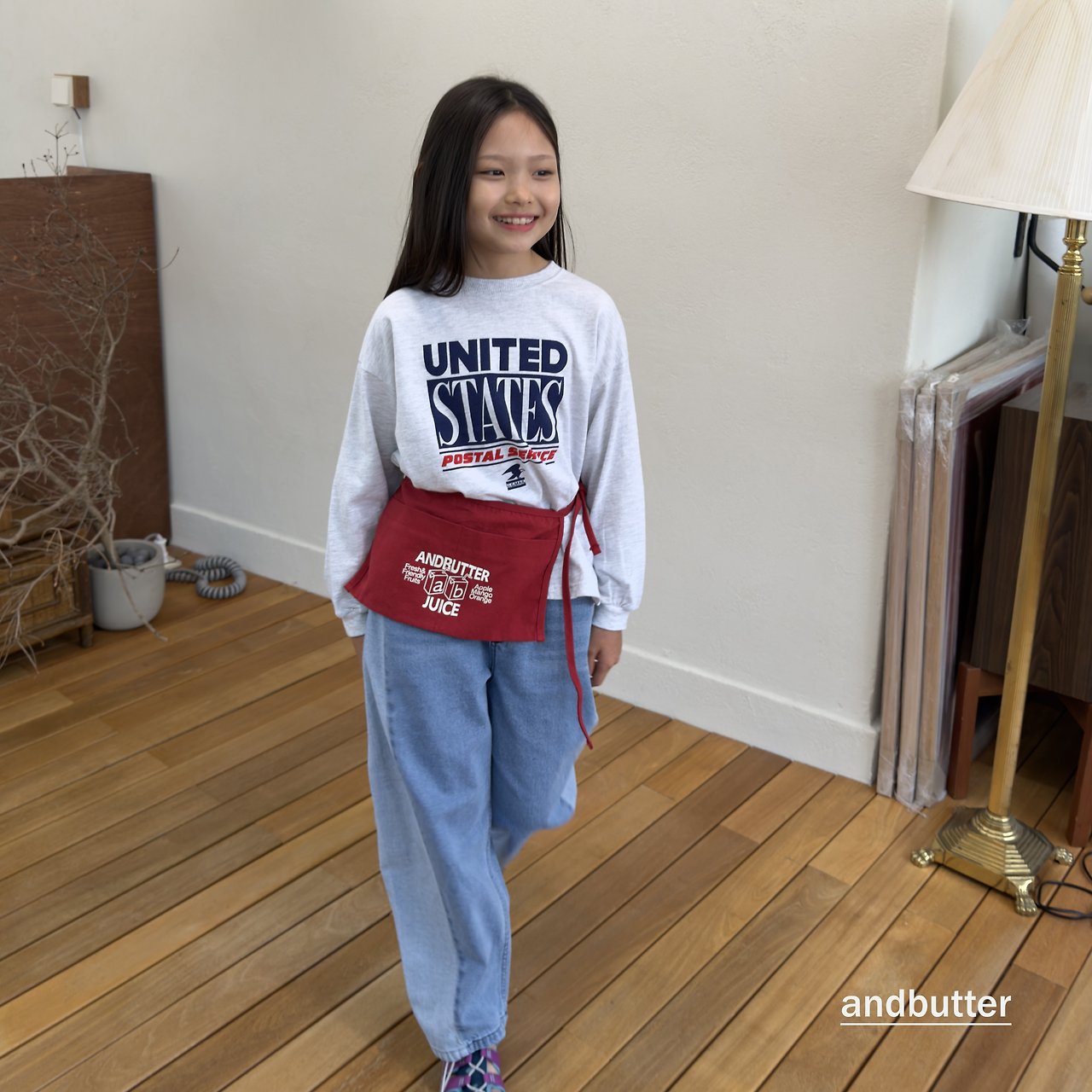 《予約》Curved  Denim Pants / ANDBUTTER