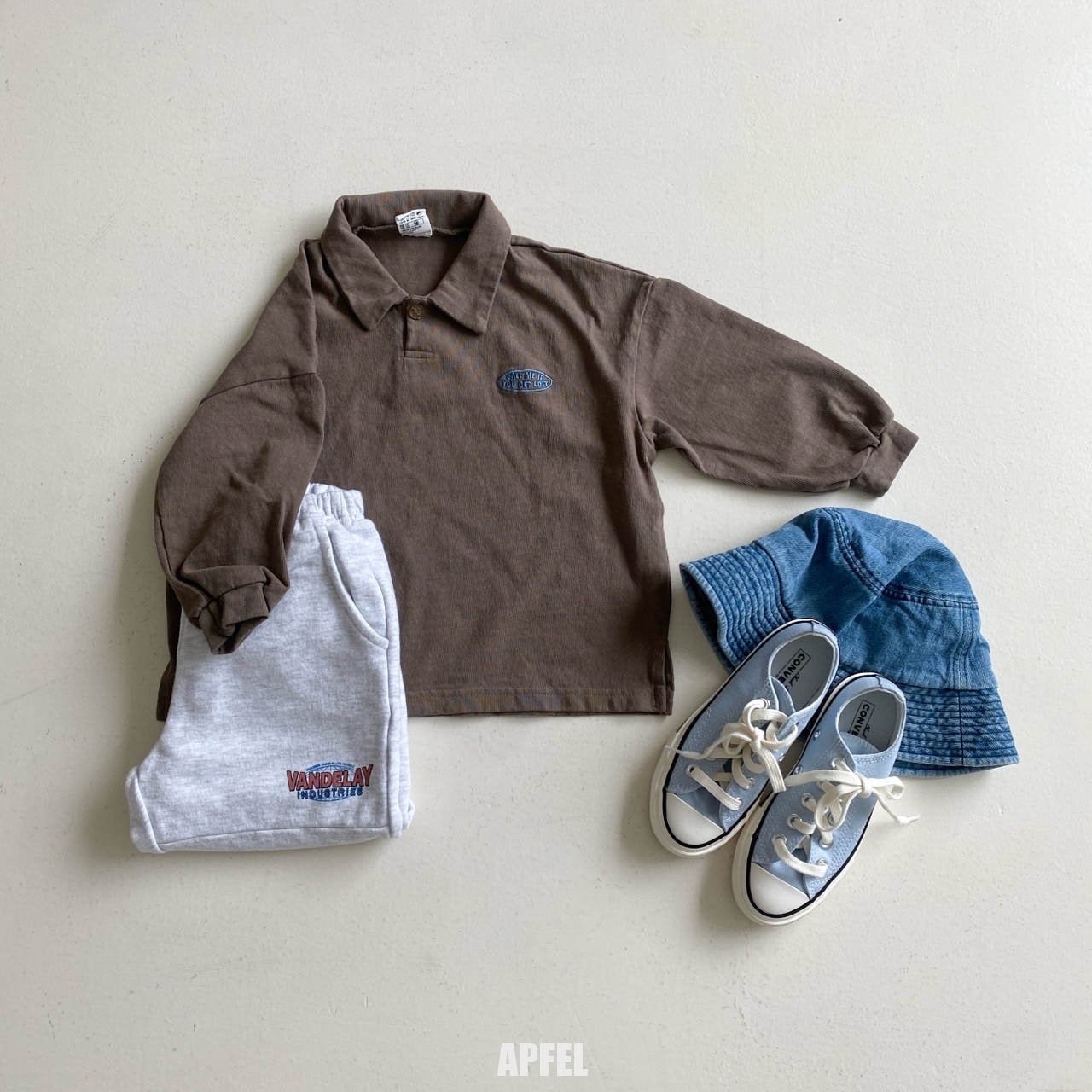 《予約》Bell Collar Tee / APFEL