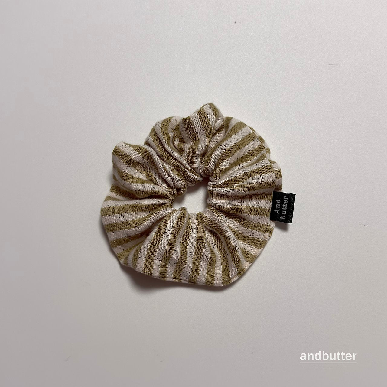 《予約》Tommy Stripe Scrunchie / ANDBUTTER