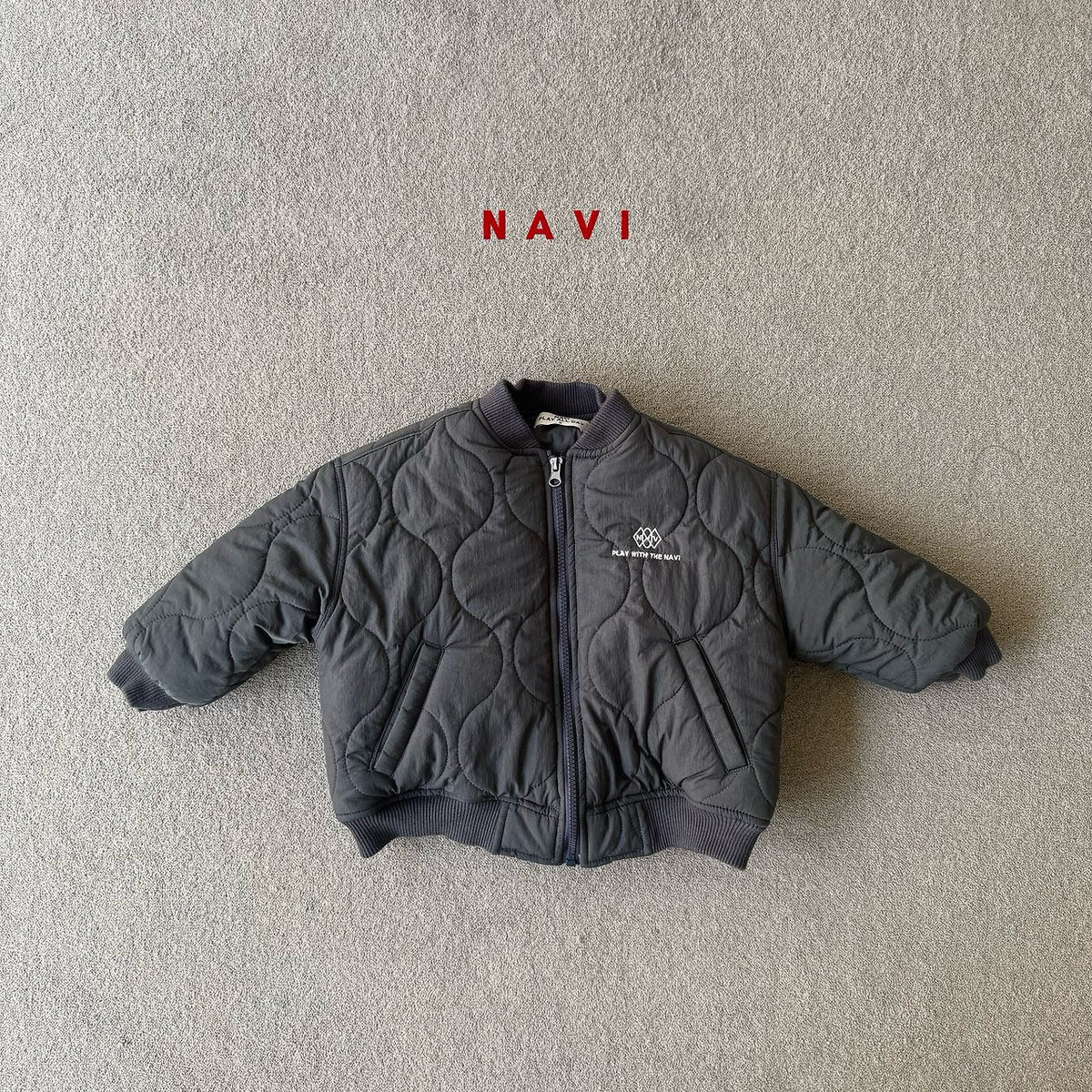 《予約》Bomber Quilted Jacket / NAVI
