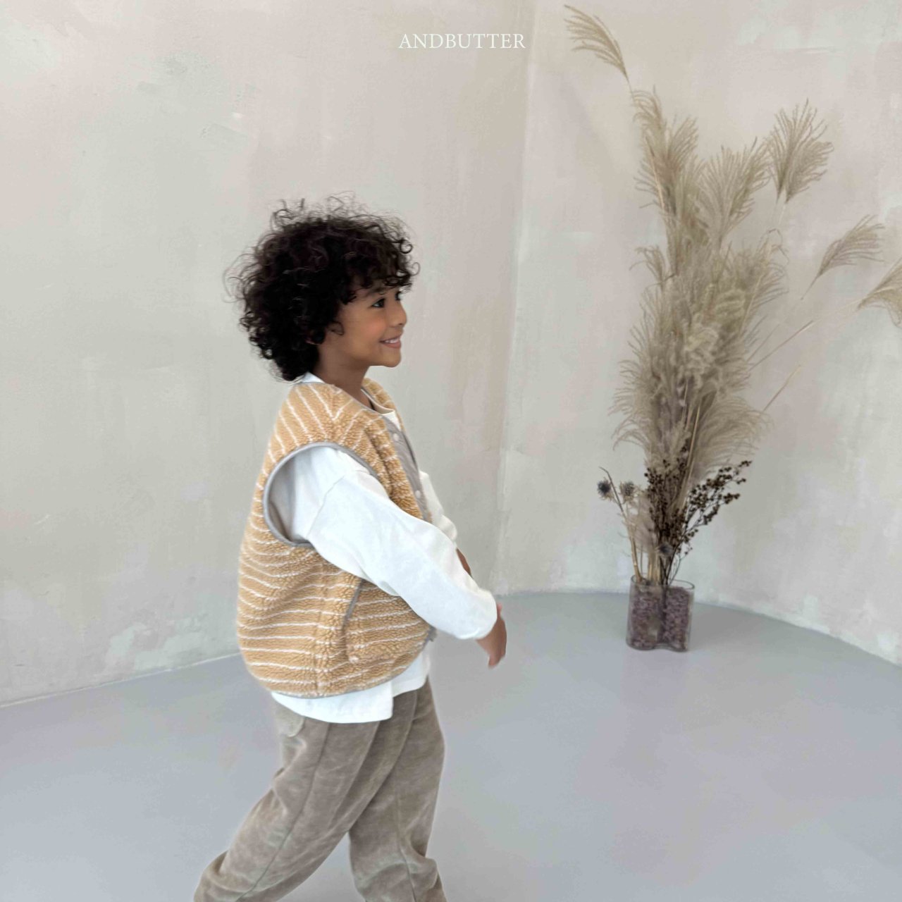 《予約》Reversible ST Dumble Vest / andbutter