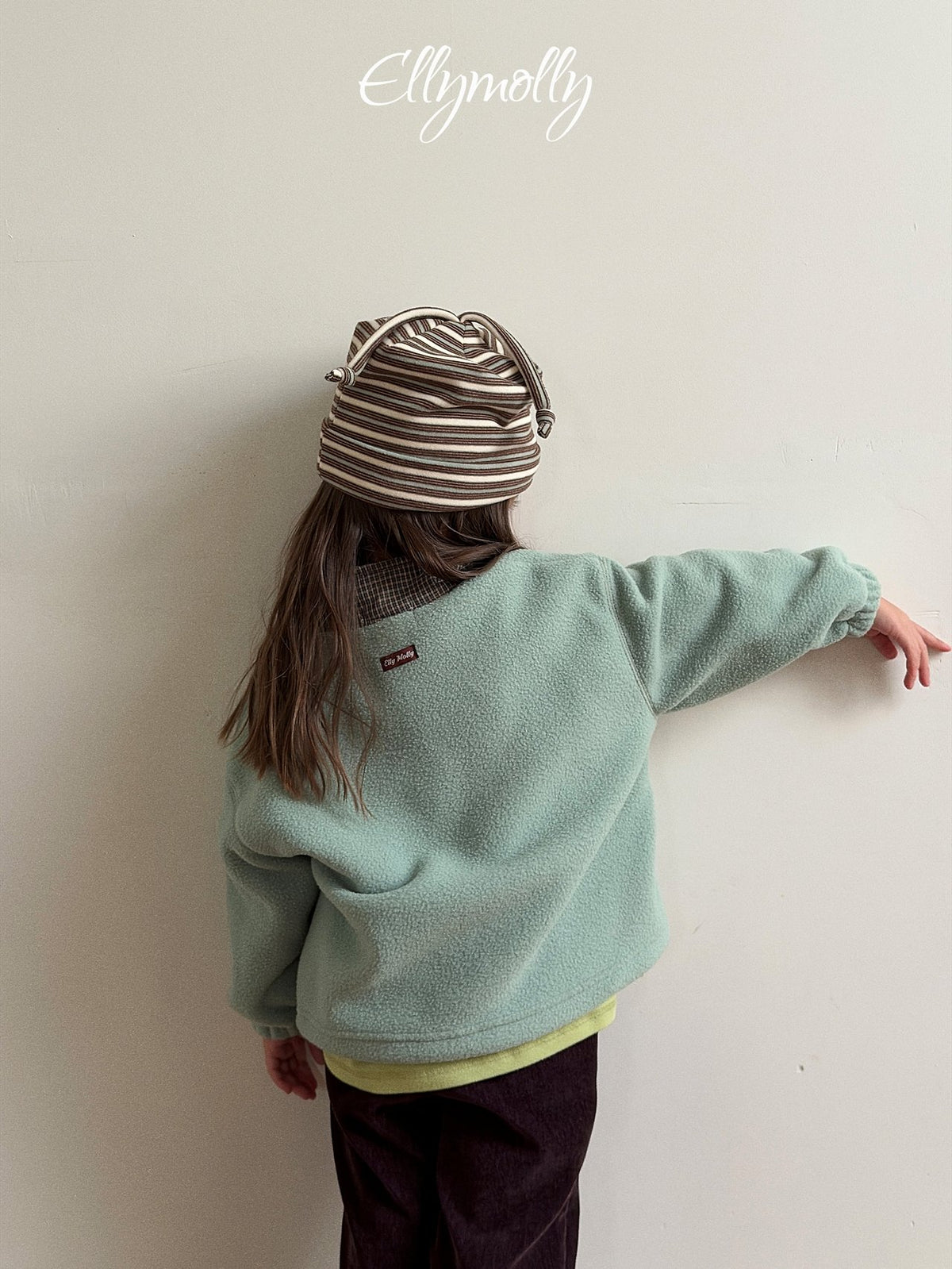 《予約》Pomeli High Neck Sweatshirt / ELLY MOLLY