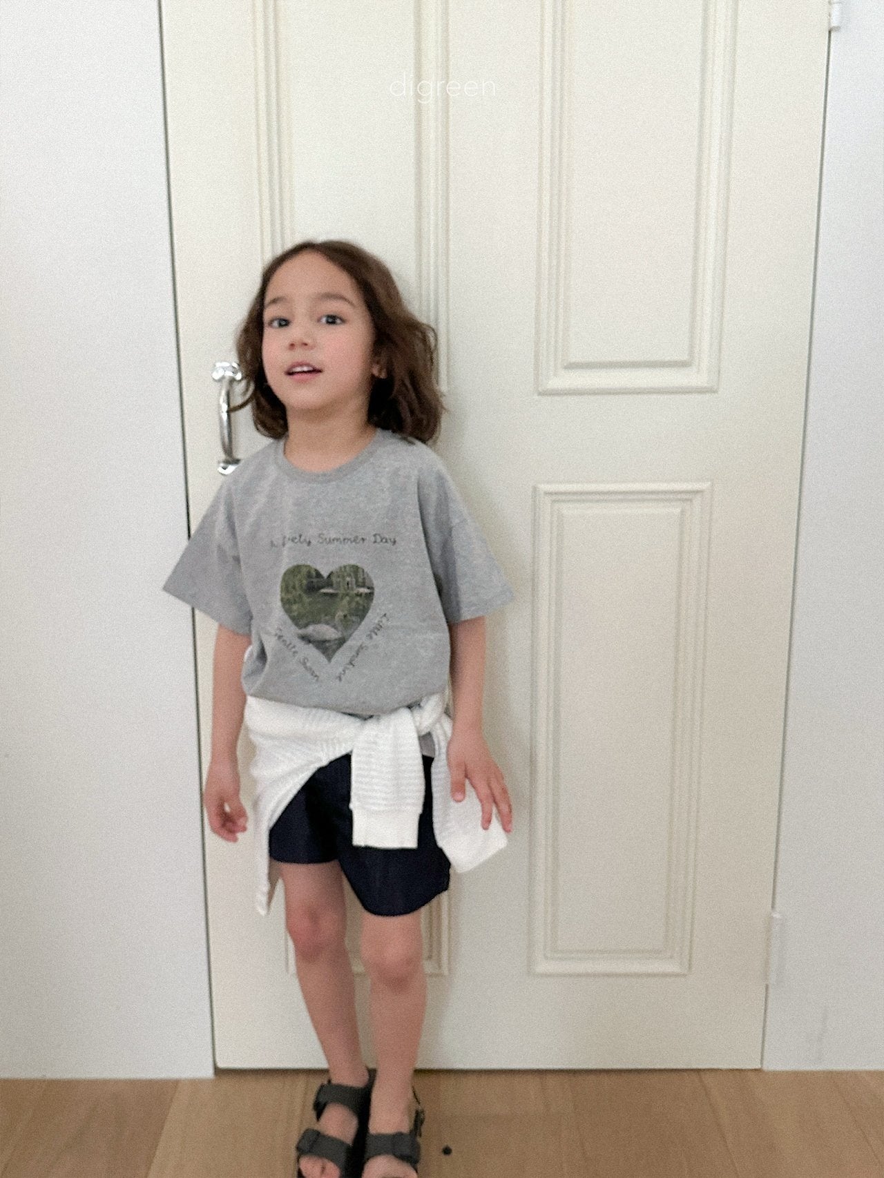 《予約》Pure Swan Tee (kids) / digreen