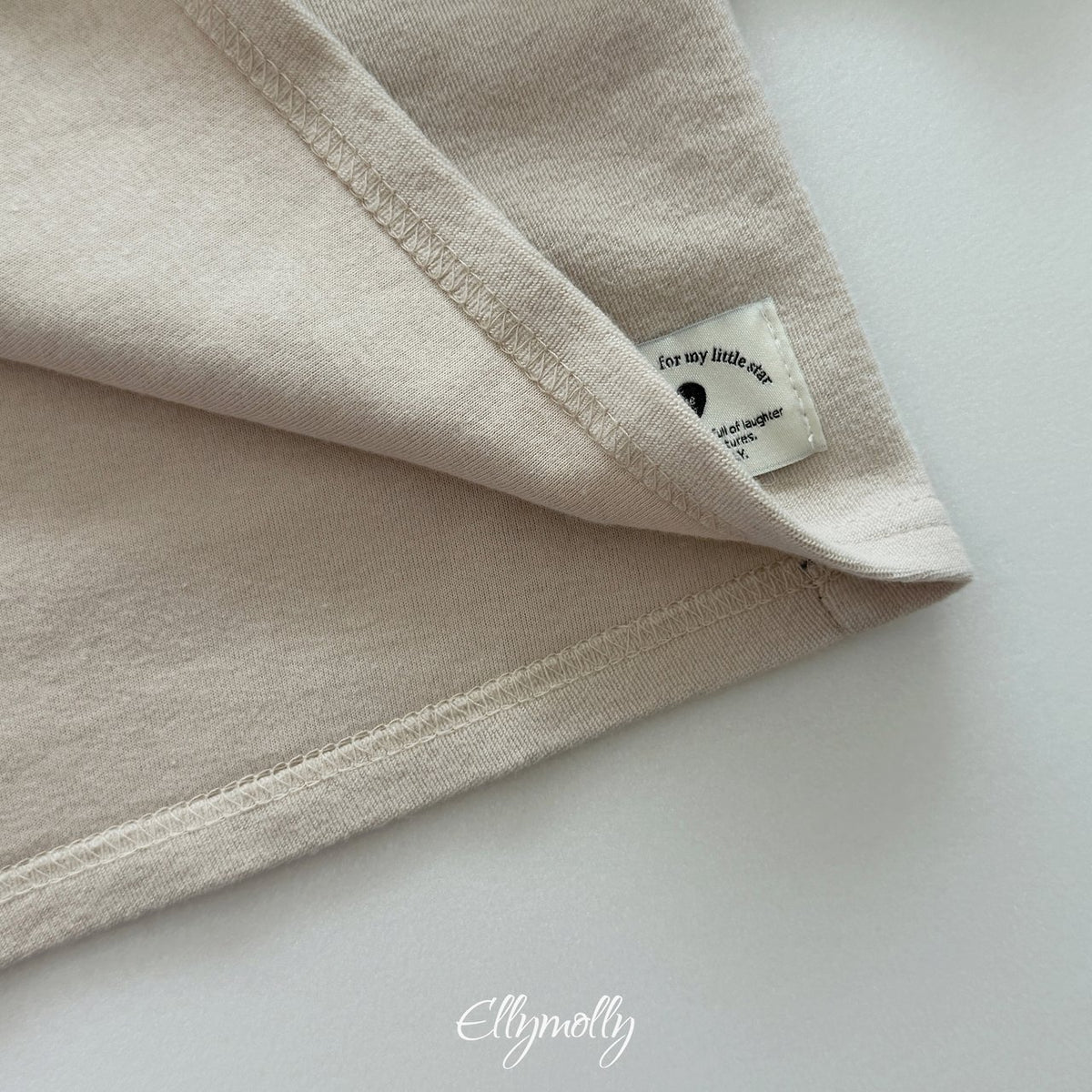 《予約》Raon Color Block Raglan Tee / ELLY MOLLY