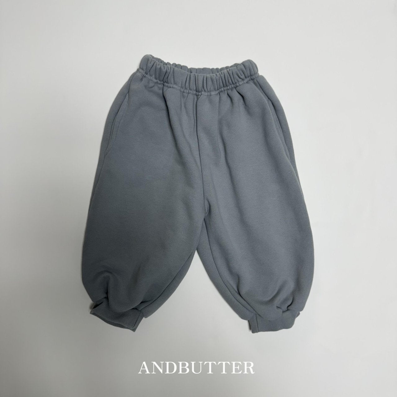 《予約》Daily Jogger Pants / andbutter