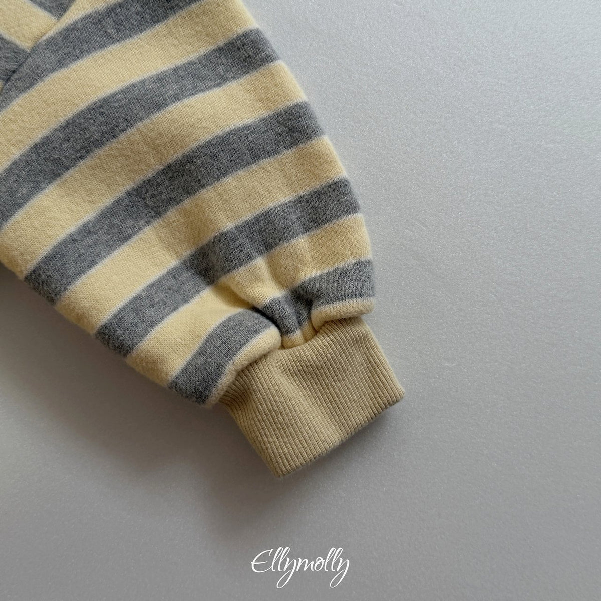 《予約》Bubble Mong Hoodie / ELLY MOLLY