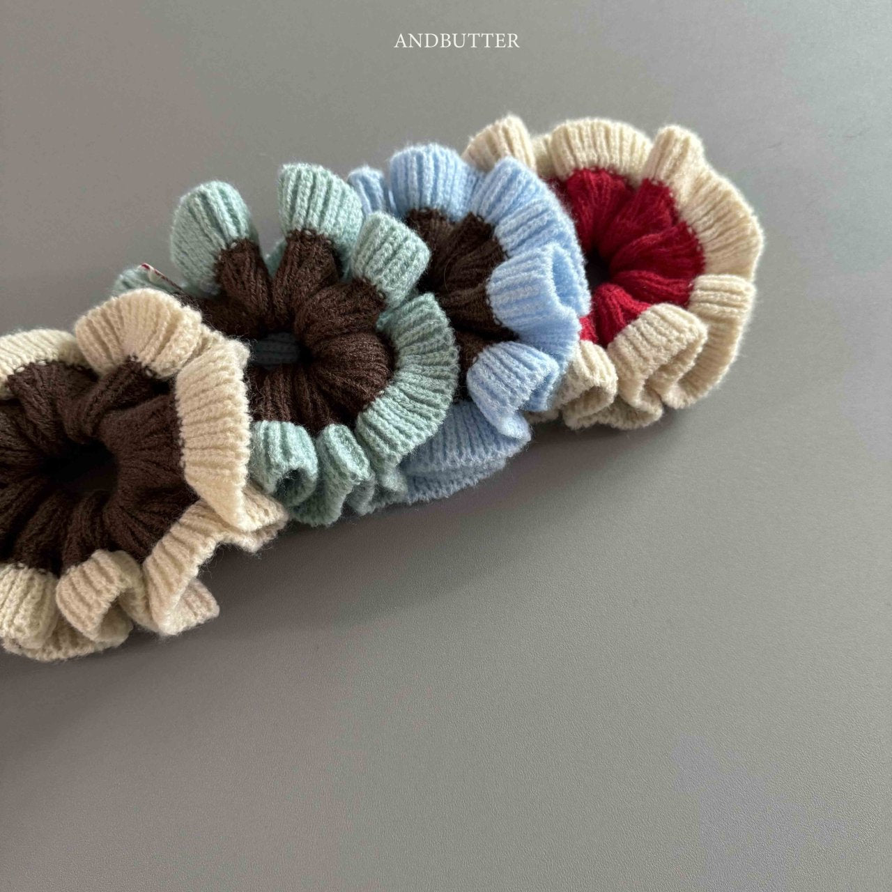 《予約》Knit Scrunchies / andbutter