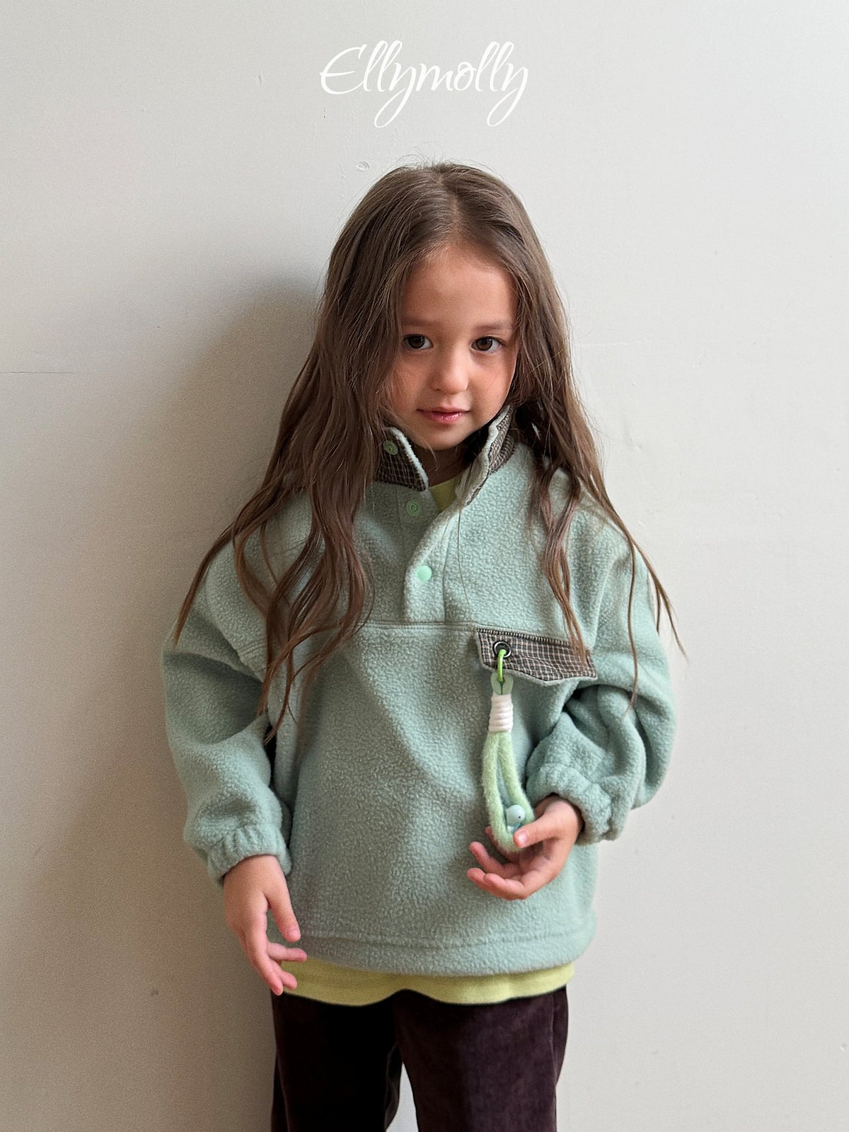 《予約》Pomeli High Neck Sweatshirt / ELLY MOLLY