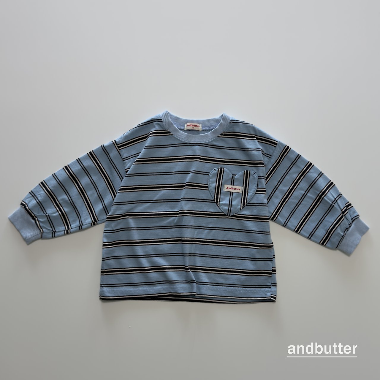 《予約》Heart Pocket Stripe T-Shirt / ANDBUTTER